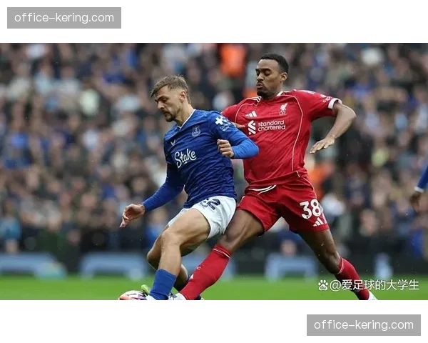 迪尤斯伯里霍尔7球埃弗顿中场 攻防转换作用评估