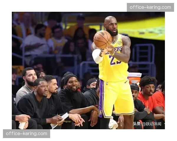 詹姆斯41岁仍保持高效输出，湖人老中青三线组合展现稳定性