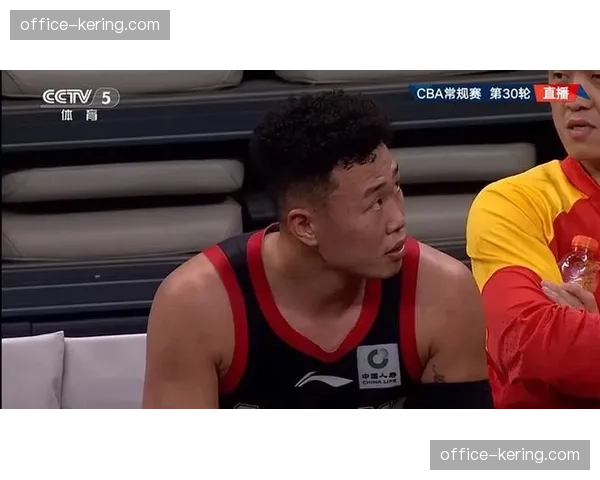 深圳贺希宁外线威胁巨大，浙江兰道夫需提升进攻效率。